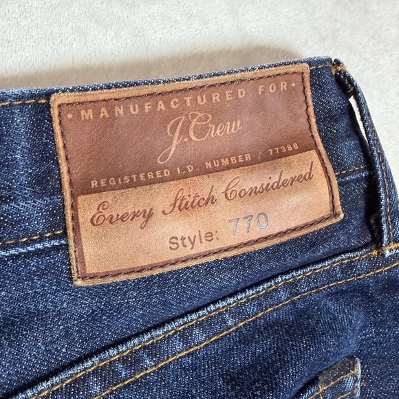 J. Crew 770 33W 32L Dark Wash Denim Blue Straight Jeans - Picture 6 of 10